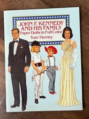 Vintage paper doll book John F. Kennedy and his Family by Tom Tierney